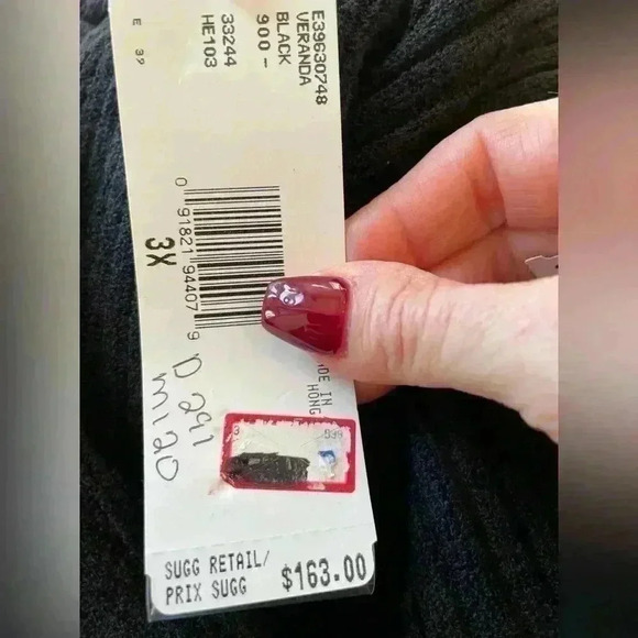 Jones New York Woman Plus Black Cardigan Sweater with Pockets - Picture 11 of 11